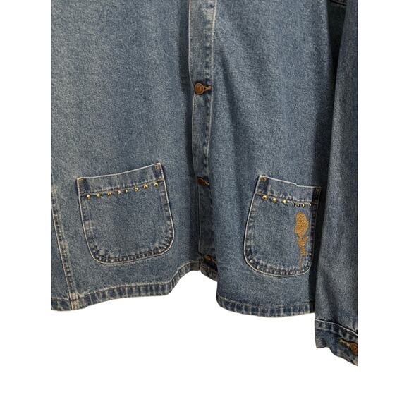 Womens Plus 3X Studded Floral Glitter Distressed Denim Button Trucker Jacket - Picture 4 of 9